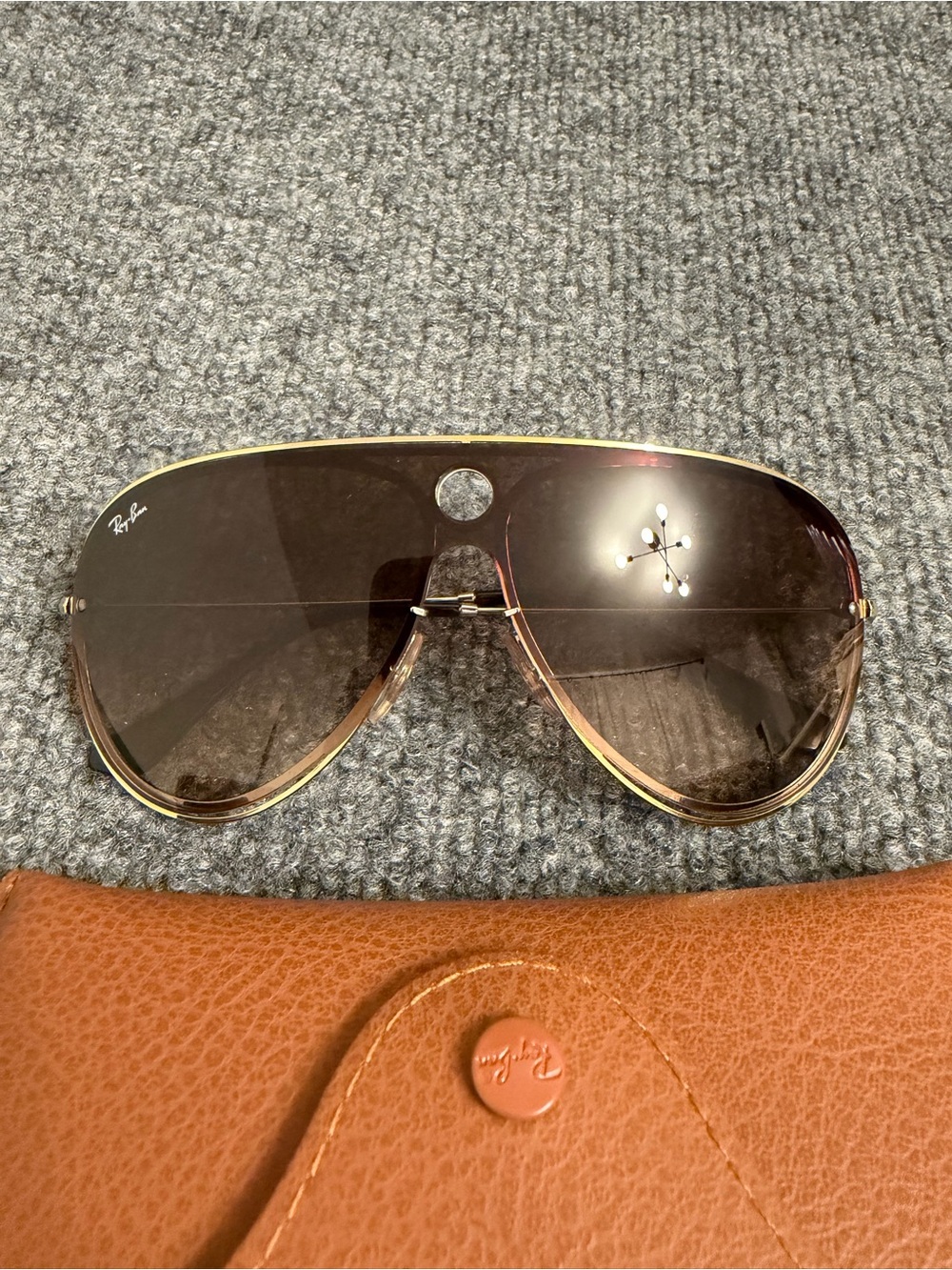 Ray-Ban Women's Brown Gradient Aviator Sunglasses with Gold Trim